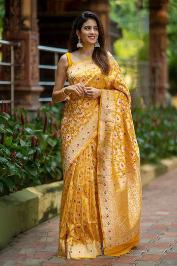 Beautiful Art Silk Jacquard Border Saree With Unstitched Running Blouse For Women Wedding Wear Party