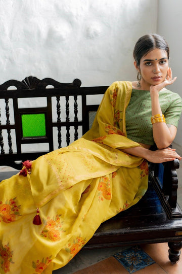 Yellow Pure Linen Chanderi Saree with Golden Zari Border & Green Batik Printed Blouse (Copy)